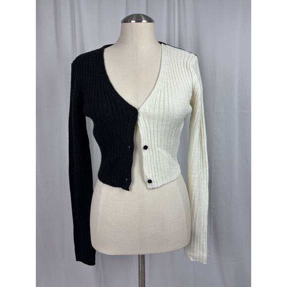 Pretty Little Thing Color Block Ribbed Cardigan Sweater Black White Cropped S - Picture 1 of 11